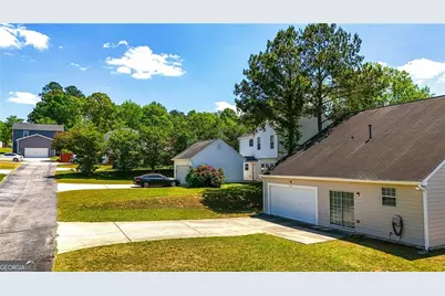 608 Brookwater Drive, Stockbridge, GA 30281 - Photo 5