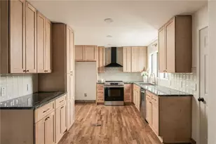 2571 Sandy Ct, Marietta, GA 30066 - Photo 11