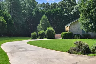 155 Highlands Forest Ln, Oxford, GA 30054 - Photo 5
