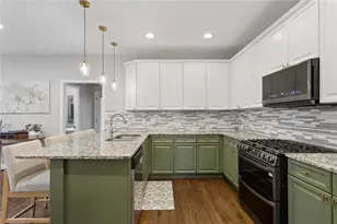 2241 Harry Brooks Dr N W, Atlanta, GA 30318 - Photo 25