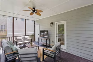 2241 Harry Brooks Dr N W, Atlanta, GA 30318 - Photo 45