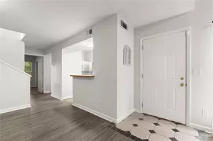573 Picketts Bend Ct, Marietta, GA 30008 - Photo 3