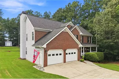 5821 Silverthorn Drive, Flowery Branch, GA 30542 - Photo 3