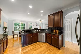 2155 Yancy Ln NE, Brookhaven, GA 30319 - Photo 5