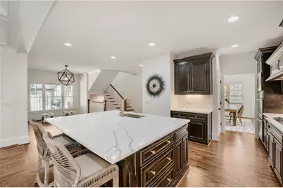 3406 Keswick Court, Chamblee, GA 30341 - Photo 9