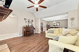 2435 Calhoun Rd NE, Rome, GA 30161 - Photo 5