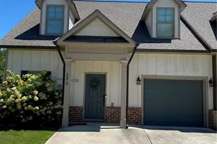 3878 Valley View Ct, Gainesville, GA 30501 - Photo 1