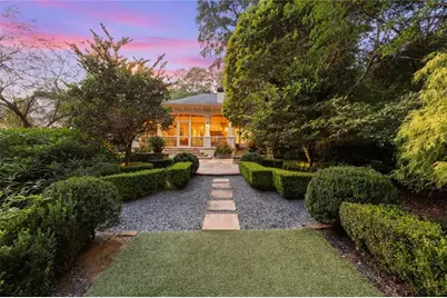 707 Darlington Road NE, Atlanta, GA 30305 - Photo 3