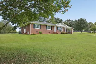 2833 Crabapple Cir, Dacula, GA 30019 - Photo 7