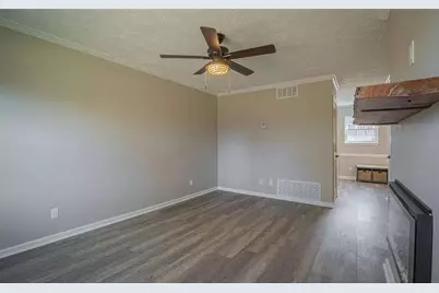 1235 Riverside Drive #D1, Gainesville, GA 30501 - Photo 3