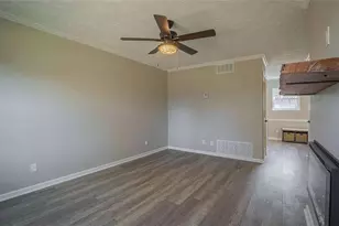 1235 Riverside Dr, Gainesville, GA 30501 - Photo 7