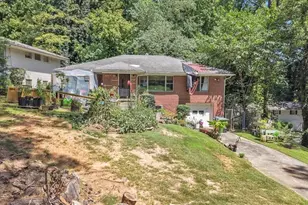 511 Collier Ridge Dr NW, Atlanta, GA 30318 - Photo 3