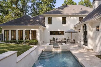 1120 Heards Ferry Road, Sandy Springs, GA 30328 - Photo 11