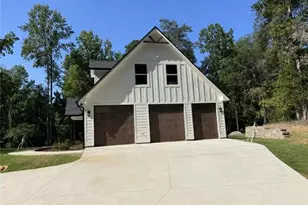 6711 Wildwood Trail, Gainesville, GA 30506 - Photo 3