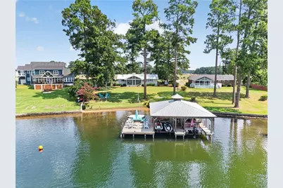 197 Lakeshore Circle, Milledgeville, GA 31061 - Photo 1