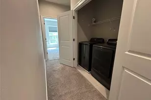 2035 Holtz Ln NW, Atlanta, GA 30318 - Photo 23