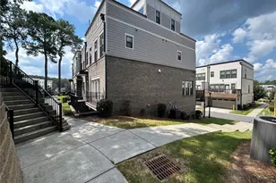 2035 Holtz Ln NW, Atlanta, GA 30318 - Photo 3