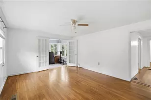 37 Claire Dr SE, Atlanta, GA 30315 - Photo 3