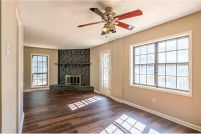 998 Ascot Court, Riverdale, GA 30296 - Photo 7