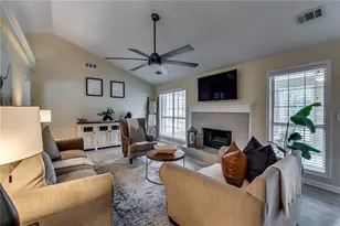 195 Heather Woods Ct, Covington, GA 30016 - Photo 9