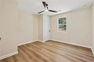 1970 Oana St SW, Atlanta, GA 30310 - Photo 17
