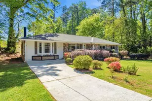1100 Vonda Ln, Mableton, GA 30126 - Photo 3