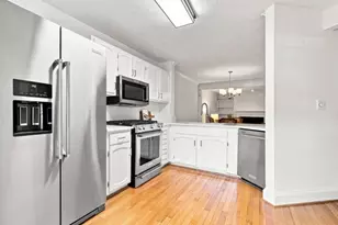 1340 N Crossing Dr NE, Atlanta, GA 30329 - Photo 7