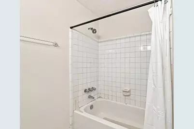 1340 N Crossing Drive NE, Atlanta, GA 30329 - Photo 25