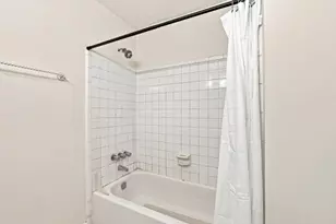 1340 N Crossing Dr NE, Atlanta, GA 30329 - Photo 25