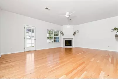 9820 Alger Trace, Johns Creek, GA 30022 - Photo 7