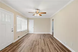 1972 S Columbia Pl, Decatur, GA 30032 - Photo 7