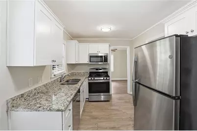 1972 S Columbia Place, Decatur, GA 30032 - Photo 13