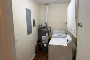 964 Myrtle St, Roswell, GA 30075 - Photo 11
