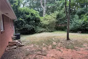 964 Myrtle St, Roswell, GA 30075 - Photo 3