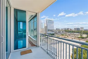 3338 Peachtree Rd NE, Atlanta, GA 30326 - Photo 3