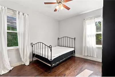 1075 Center Street W, Atlanta, GA 30318 - Photo 9