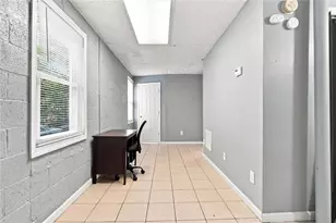 1075 Center Street W, Atlanta, GA 30318 - Photo 13