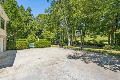 1691 Friar Tuck Road NE, Atlanta, GA 30309 - Photo 33