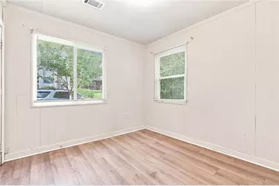 1071 Center Street NW, Atlanta, GA 30318 - Photo 17