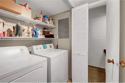 6905 Park Avenue, Sandy Springs, GA 30342 - Photo 9