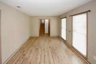 4033 Scenic Mountain Dr, Snellville, GA 30039 - Photo 5