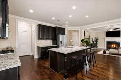 7695 Highland Bluff, Sandy Springs, GA 30328 - Photo 7