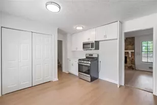 6831 Cedar Dr, Riverdale, GA 30296 - Photo 13