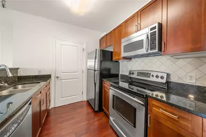 325 E Paces Road NE #606, Atlanta, GA 30305 - Photo 3