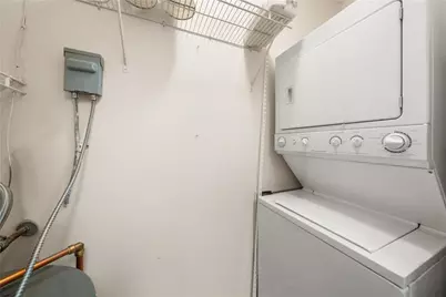 325 E Paces Road NE #606, Atlanta, GA 30305 - Photo 15