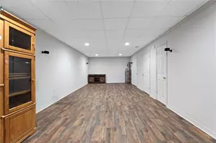 725 Somerset Vale Dr, Lawrenceville, GA 30044 - Photo 5