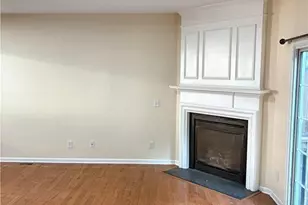 1370 Thornborough Dr, Alpharetta, GA 30004 - Photo 9