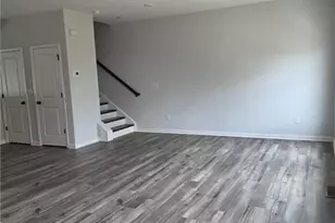 1449 Creekside Cir NW, Atlanta, GA 30318 - Photo 3