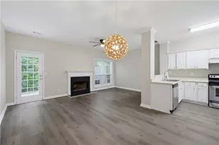 7076 Biltmore Trce, Lithonia, GA 30058 - Photo 17