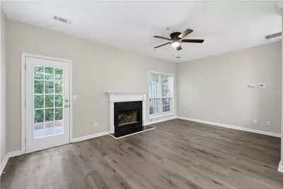 7076 Biltmore Trace, Lithonia, GA 30058 - Photo 13
